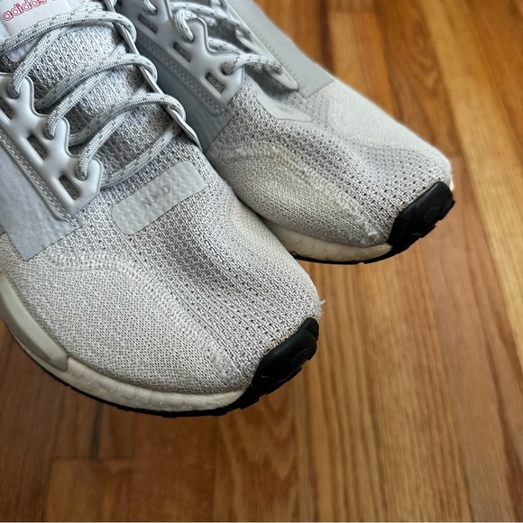 Adidas NMD_R1 V2 Silver Boost Sneakers Men’s Size 8 - Picture 8 of 10